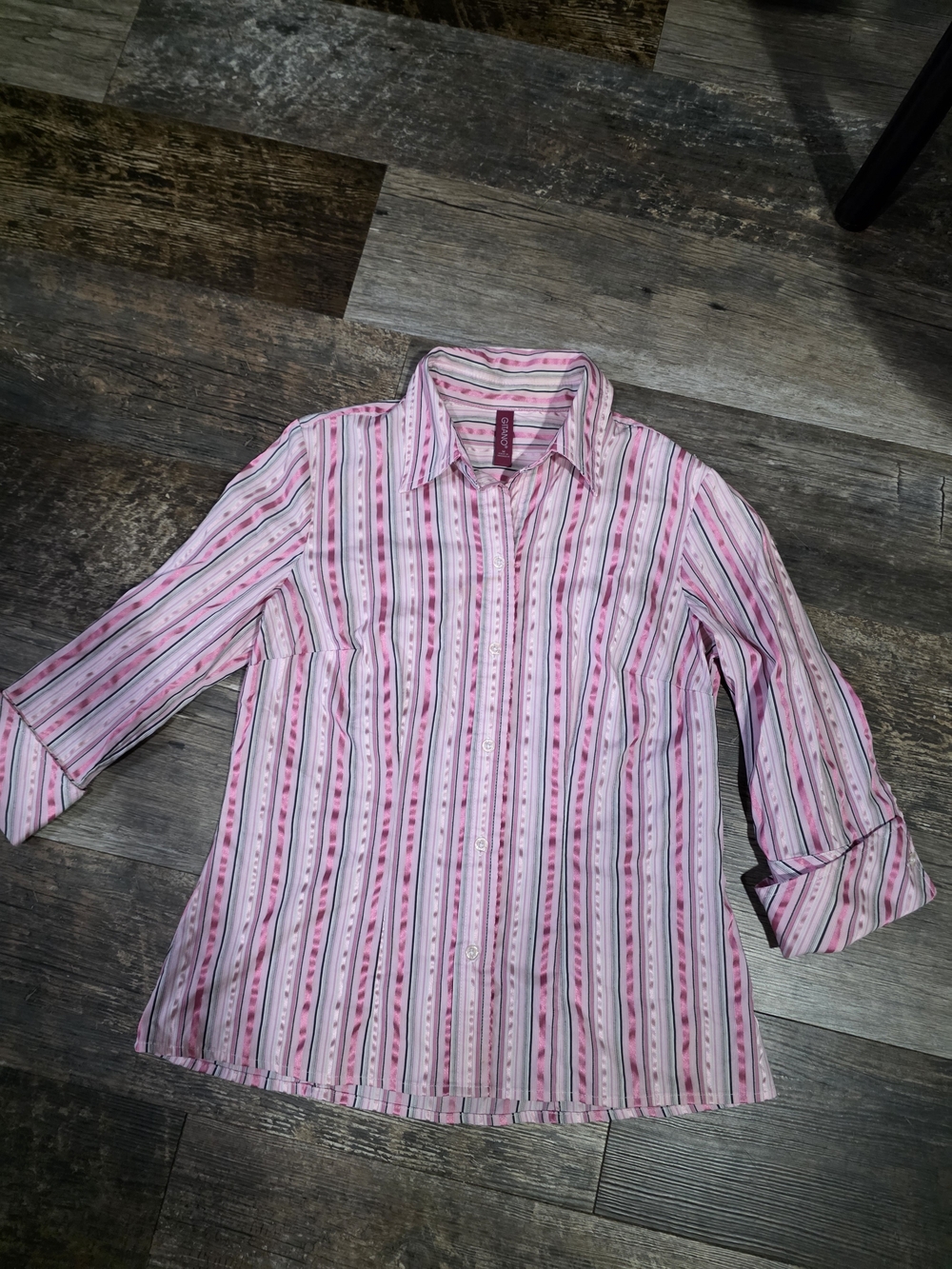 Gitano Pink & White Striped Button-Down Shirt